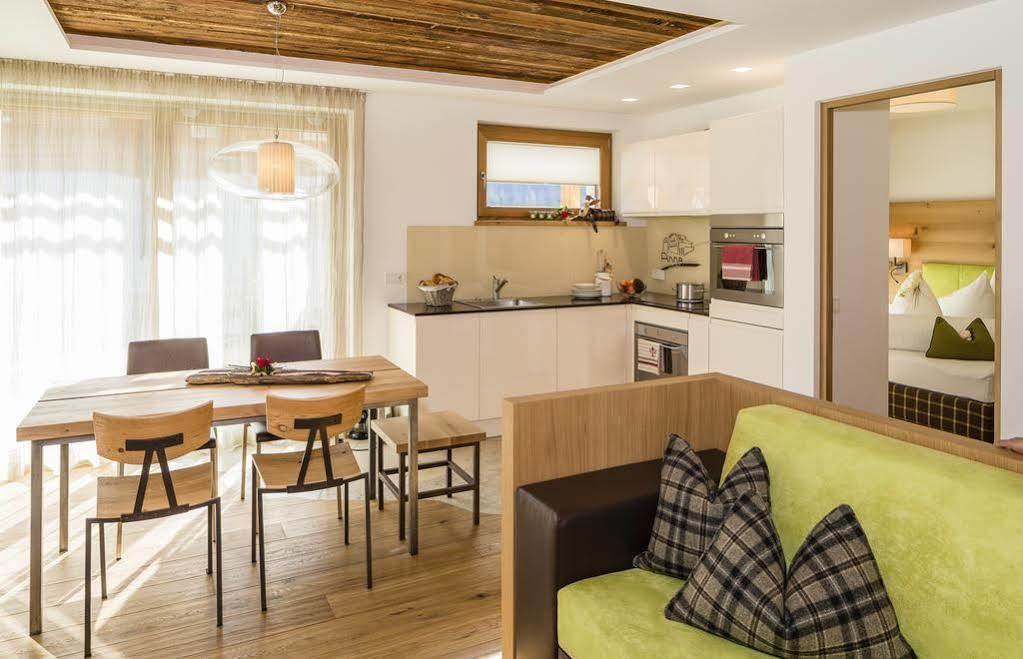 Apartments Chalet Anna Ortisei Exteriör bild